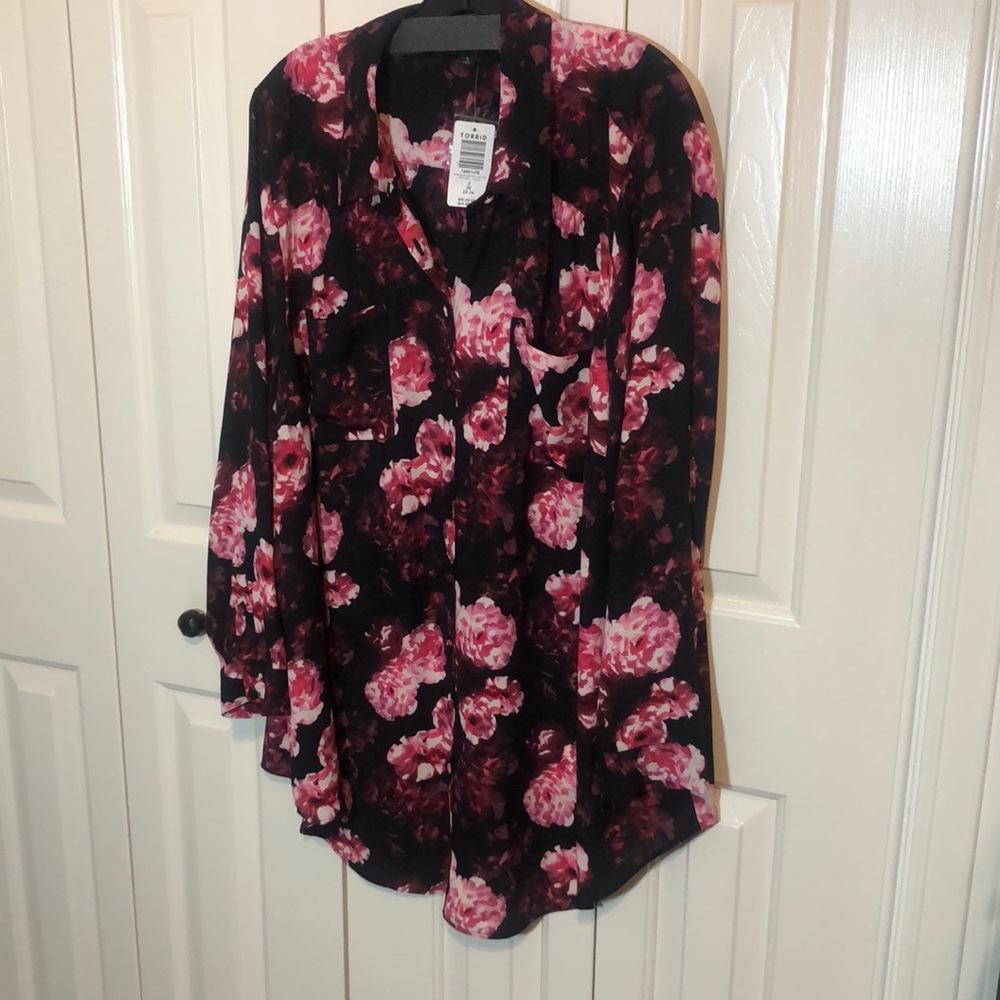 Torrid 3X floral blouse